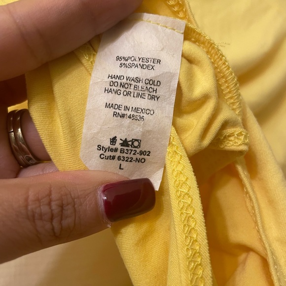 FashionNova Limited Edition Bodysuit - Picture 10 of 10